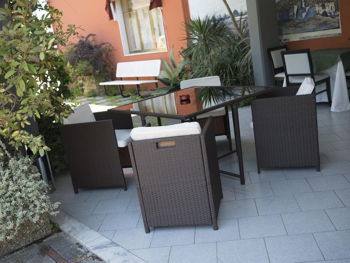 Ristorante Albergo Gerardo Di Masi Caposele Exterior foto